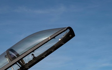 U.S. Ambassador to NATO Visits Aviano Air Base