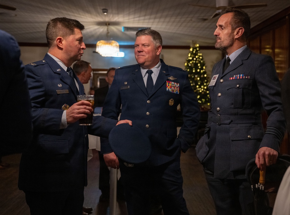 RAF Lakenheath celebrates Yuletide 2025