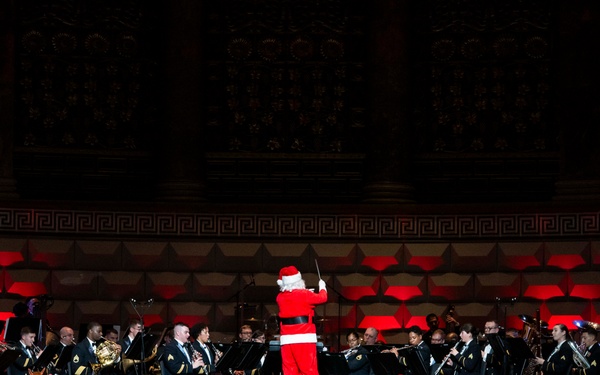 USAREUR-AF Band &amp; Chorus Holiday Concert in Wiesbaden, Germany