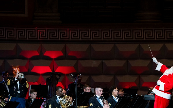 USAREUR-AF Band &amp; Chorus Holiday Concert in Wiesbaden, Germany