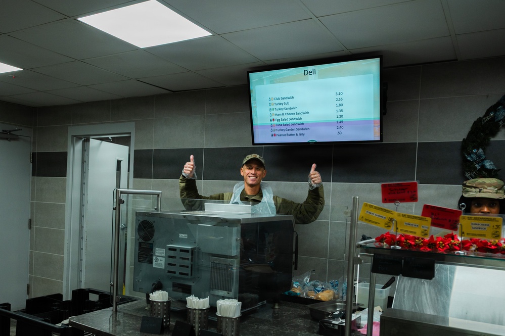 459th ARW Leadership serves Holiday meal during UTA