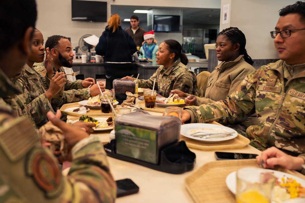 459th ARW Leadership serves Holiday meal during UTA