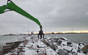 Buffalo South Breakwater Repairs 2025