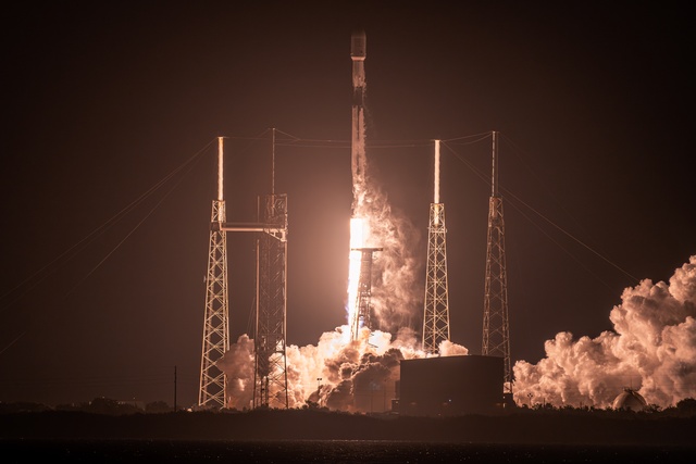 Starlink 6-82 Launches from Cape Canaveral Space Force Station