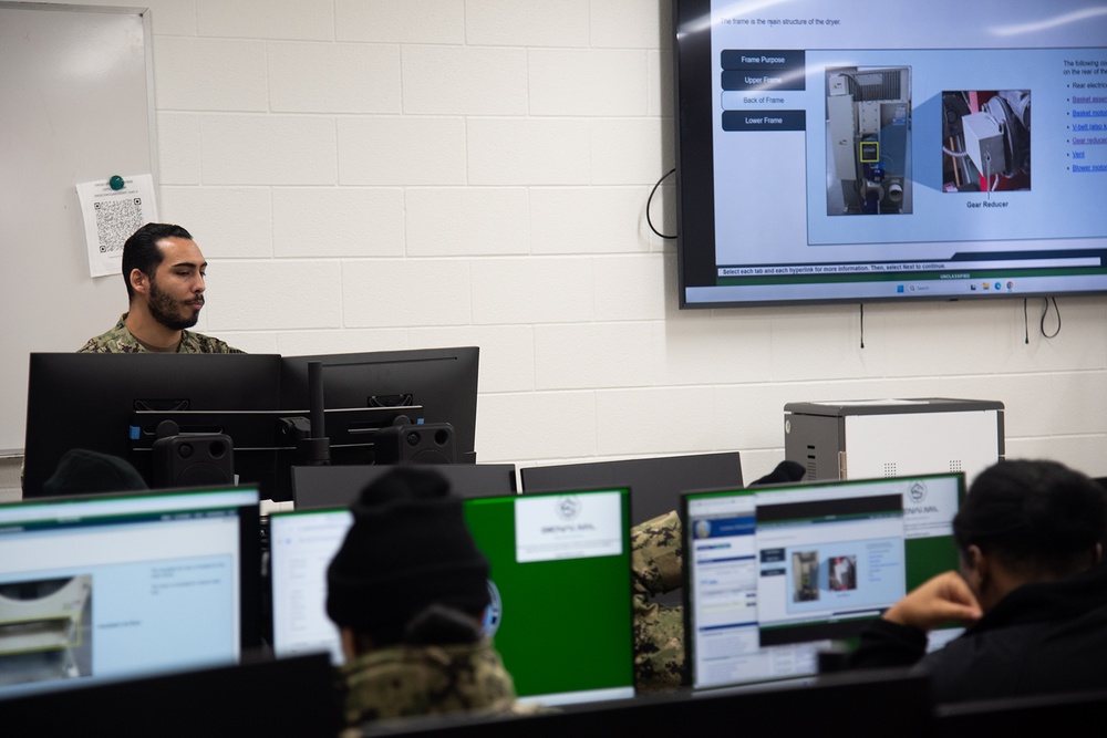 Surface Warfare Engineering Schools Command (SWESC) Great Lakes Instructors Train Next Generation of U.S. Navy Electrician's Mates