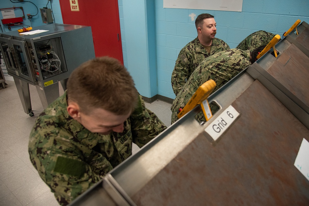 Surface Warfare Engineering Schools Command (SWESC) Great Lakes Instructors Train Next Generation of U.S. Navy Electrician's Mates