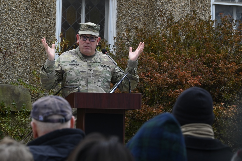 District of Columbia National Guard, District Community Attends Wreaths Across America at Congressional Cemetery