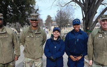 District of Columbia National Guard, District Community Attends Wreaths Across America at Congressional Cemetery