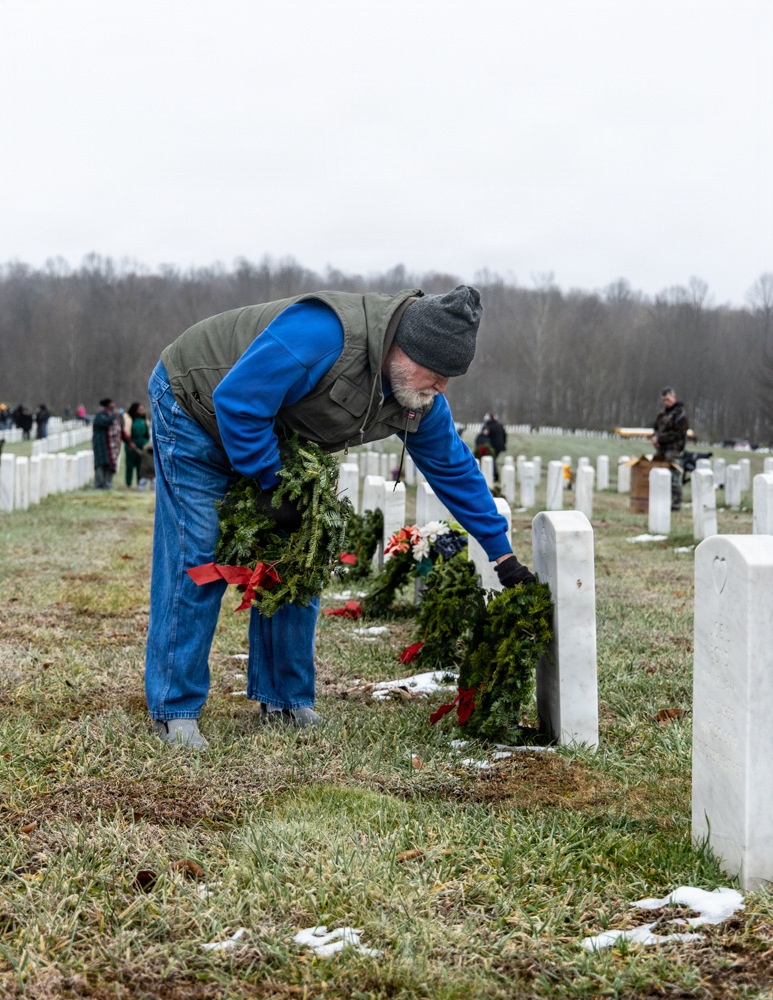 Hundreds gather to honor those interred at KVCC during annual Wreaths Across America event