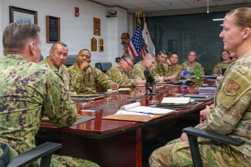 SEAC Isom Meets with Newly Appointed Air National Guard Command Chief Master Sergeants
