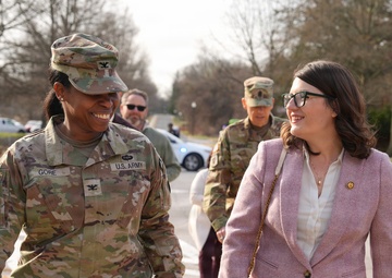 Rep. Sarah Elfreth visits Fort Meade