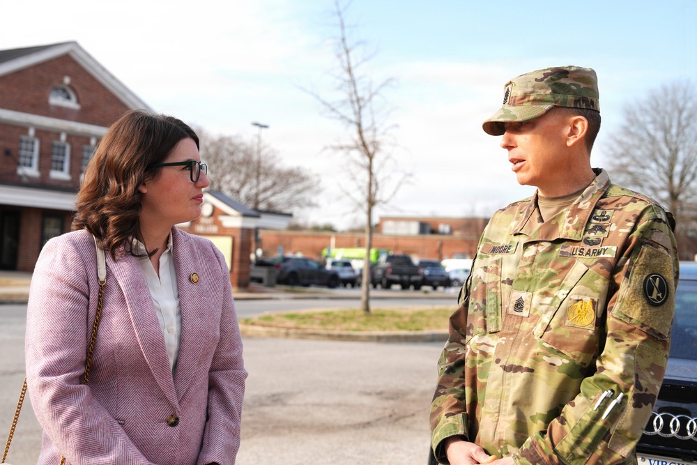 Rep. Sarah Elfreth visits Fort Meade