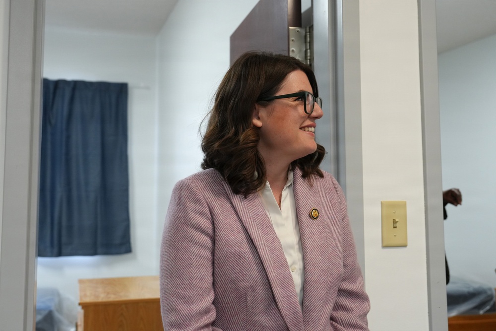 Rep. Sarah Elfreth visits Fort Meade