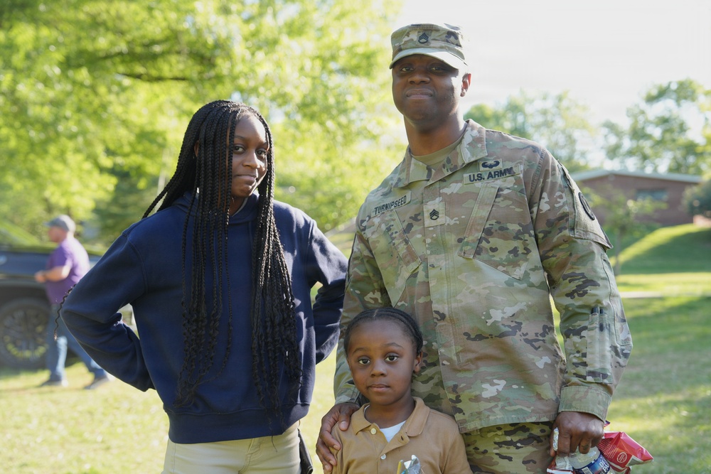 Fort Meade Community Social