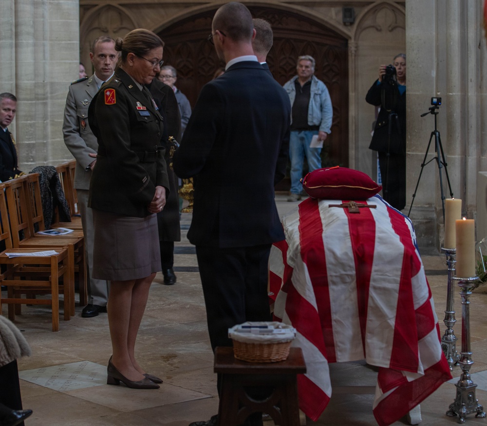 Honoring Master Sgt. Charles Norman Shay at his 2025 funeral ceremony