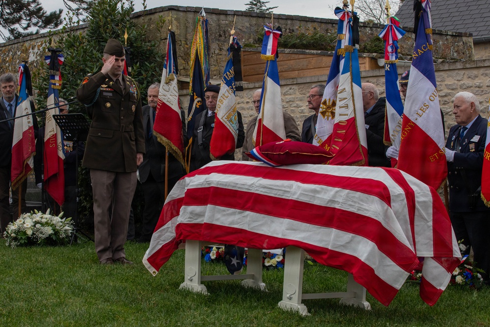 Honoring Master Sgt. Charles Norman Shay at his 2025 funeral ceremony