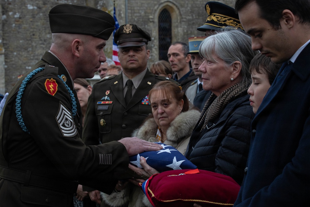 Honoring Master Sgt. Charles Norman Shay at his 2025 funeral ceremony