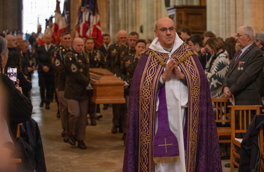 Honoring Master Sgt. Charles Norman Shay at his 2025 funeral ceremony