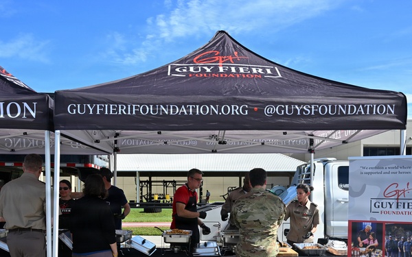 Guy Fieri Foundation serves up appreciation to Miami military