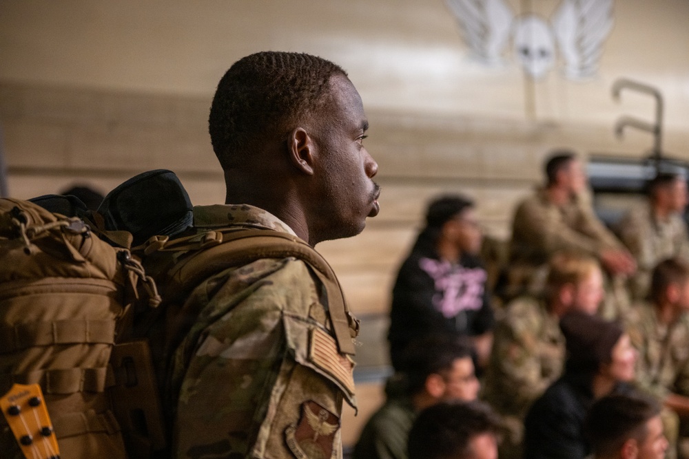 824 BDS returns from deployment