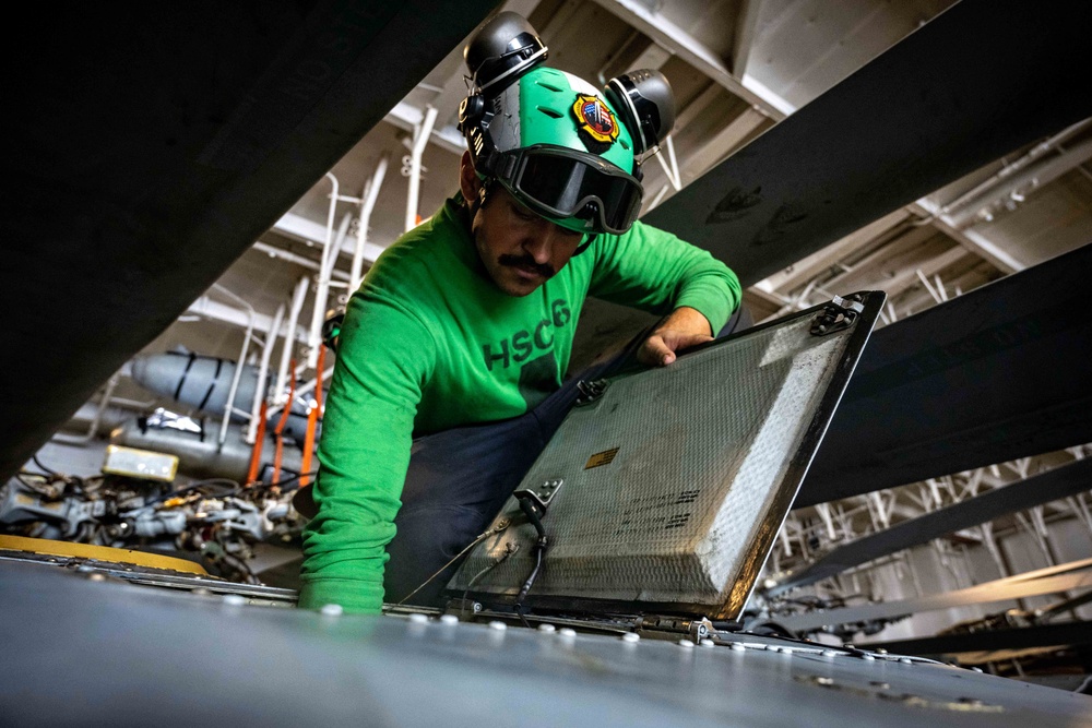DVIDS - Images - Nimitz Sailor Conducts Routine Inspections [Image 12 ...