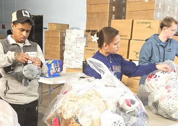 NMRTC Bremerton JEA helps deliver to those in need