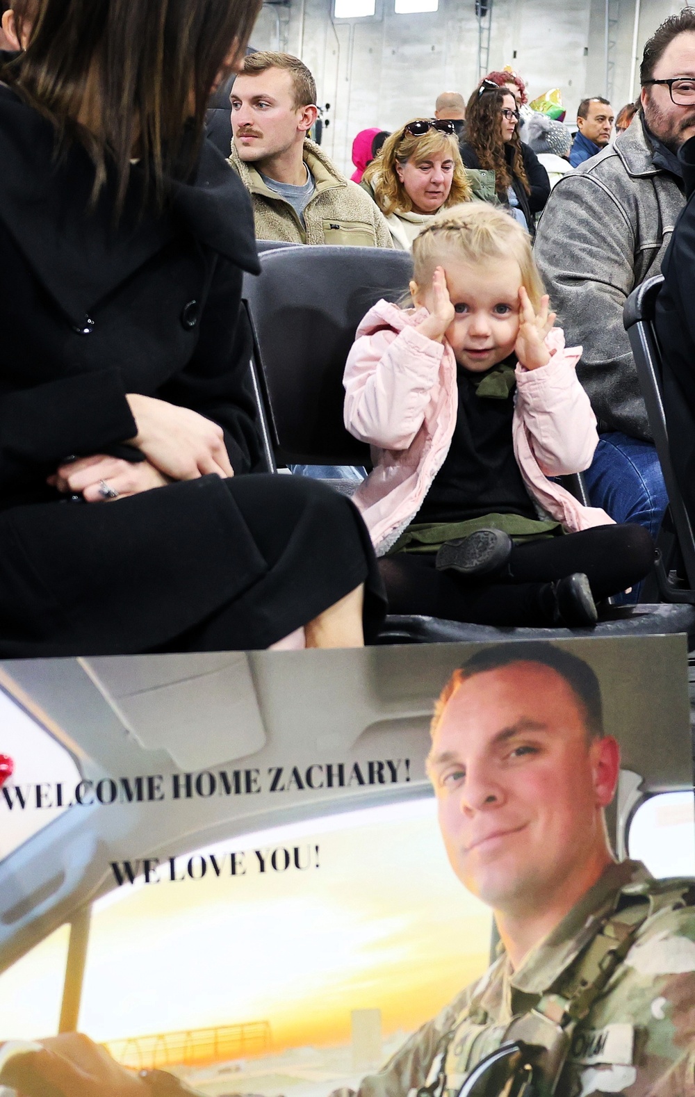 Last of Illinois Army National Guard's 2nd Battalion, 130th Infantry Soldiers Return from Deployment