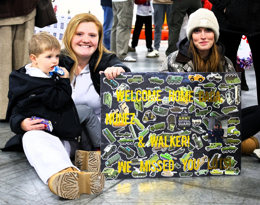 Last of Illinois Army National Guard's 2nd Battalion, 130th Infantry Soldiers Return from Deployment
