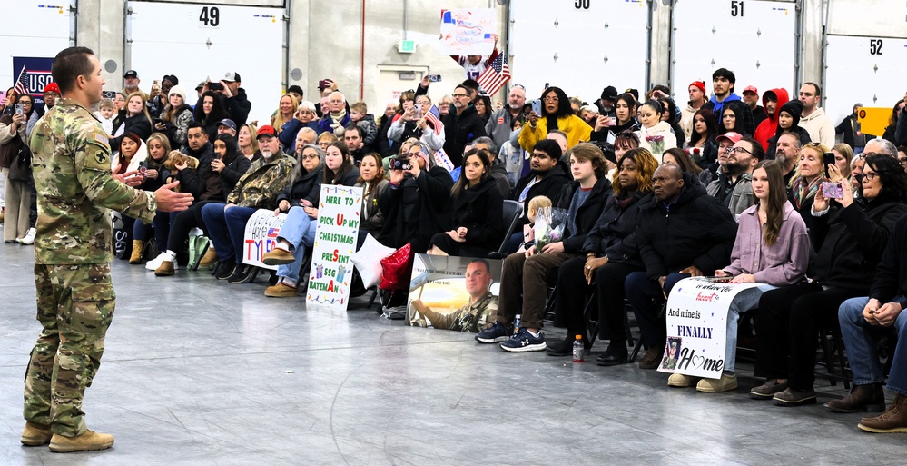 Last of Illinois Army National Guard's 2nd Battalion, 130th Infantry Soldiers Return from Deployment
