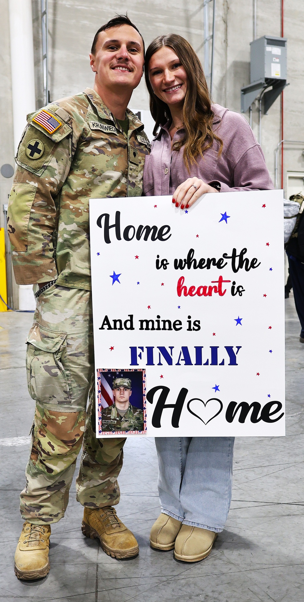 Last of Illinois Army National Guard's 2nd Battalion, 130th Infantry Soldiers Return from Deployment