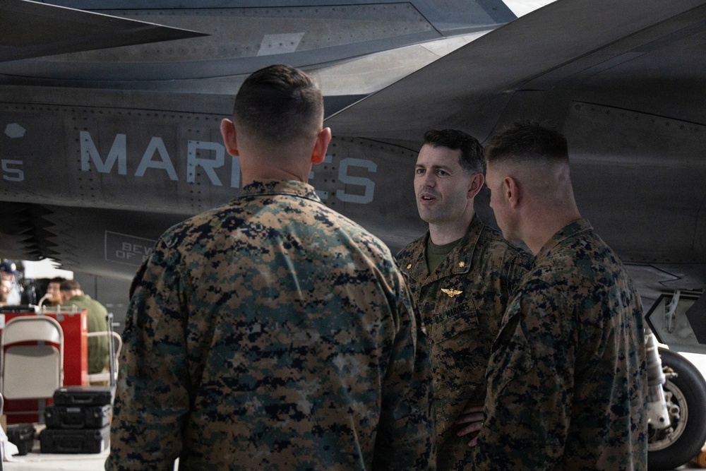 SMMC visits VMFA-225 and 22nd MEU in Puerto Rico