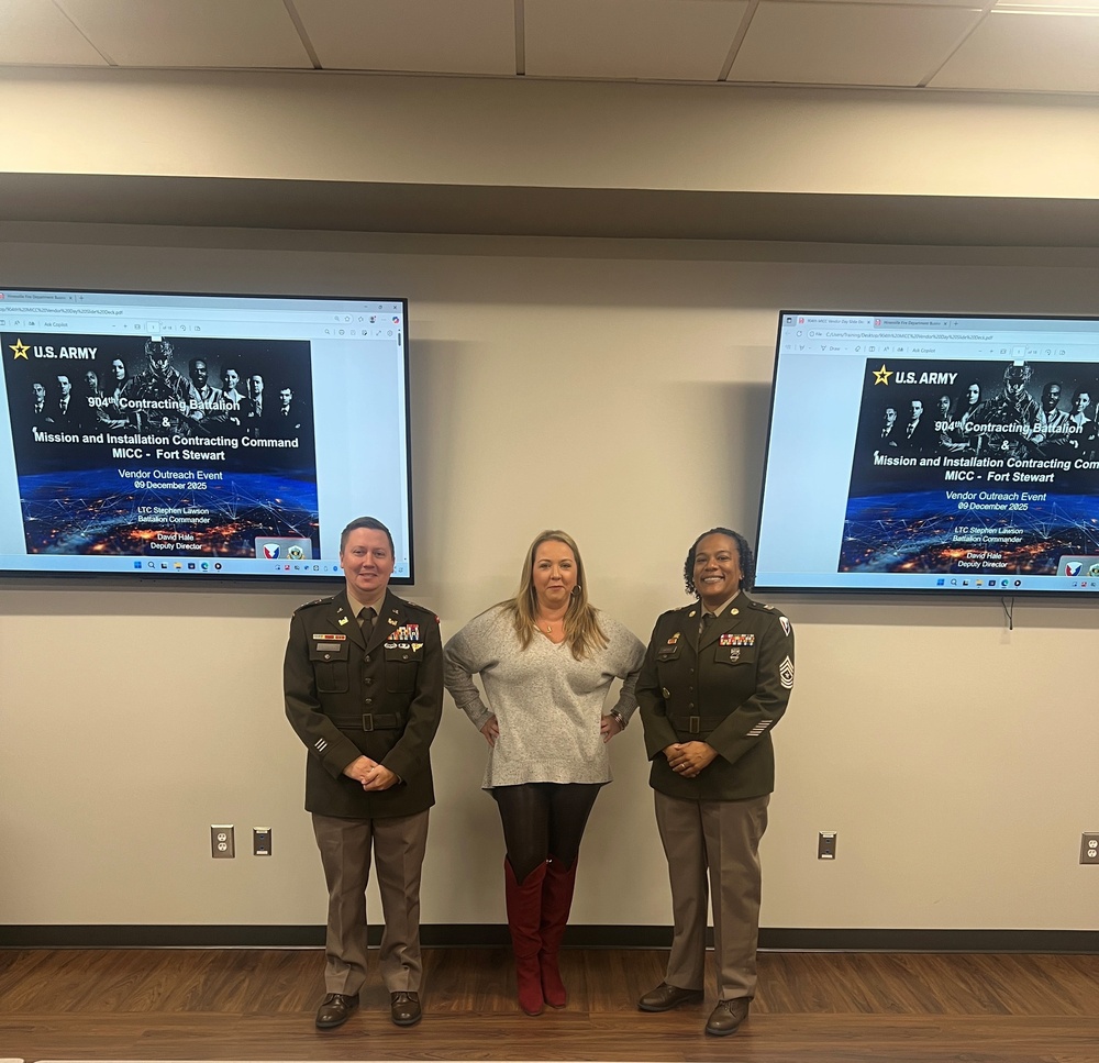 904th Contracting Battalion strengthens local business ties at Fort Stewart