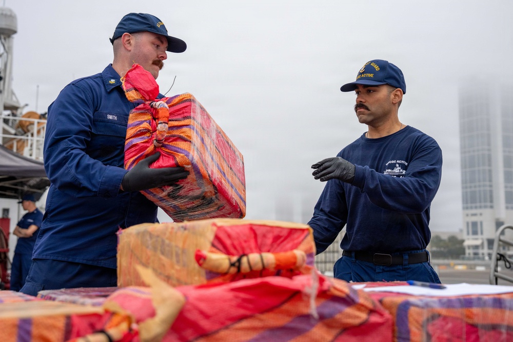 U.S. Coast Guard Cutter Active crew offloads $203 million in cocaine in San Diego
