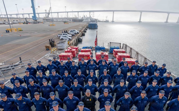 U.S. Coast Guard Cutter Active crew offloads $203 million in cocaine in San Diego