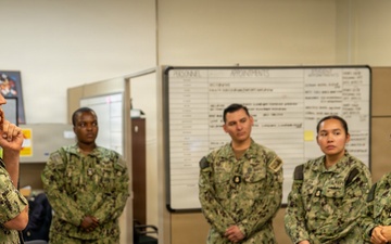 NETC deputy commander visits CNATT Unit North Island