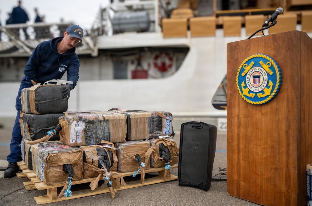 U.S. Coast Guard Cutter Active crew offloads $203.9 million in cocaine in San Diego
