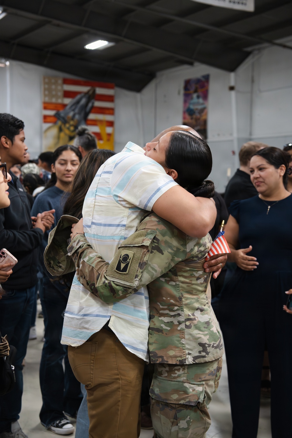 2-116 Field Artillery Regiment conducts departure ceremony