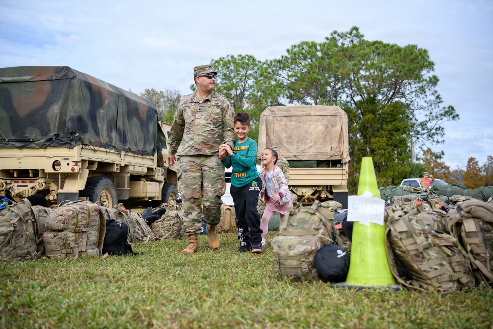 2-116 Field Artillery Regiment conducts departure ceremony