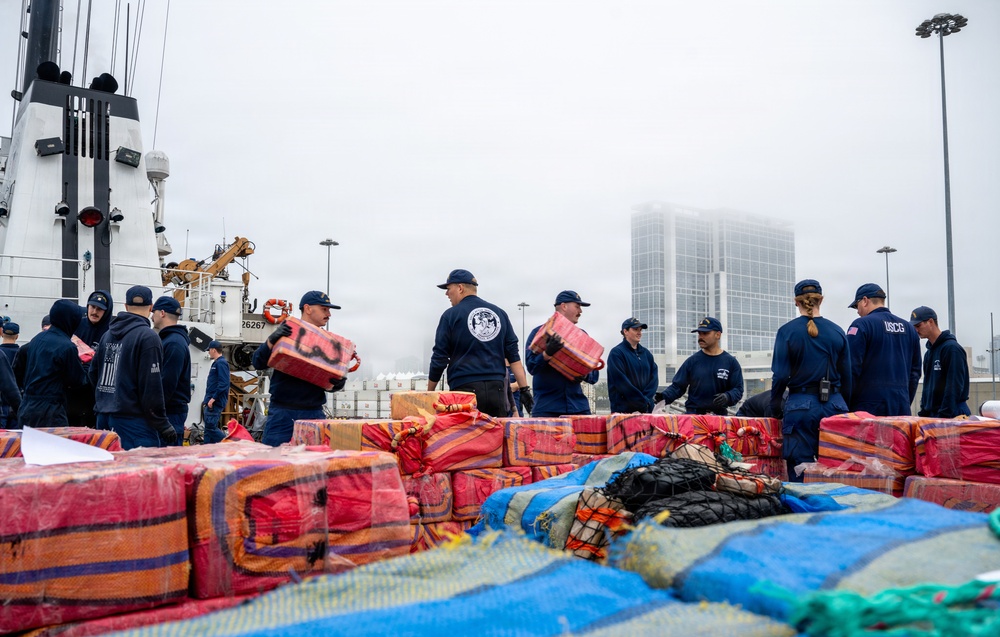 U.S. Coast Guard Cutter Active crew offloads $203.9 million in cocaine in San Diego