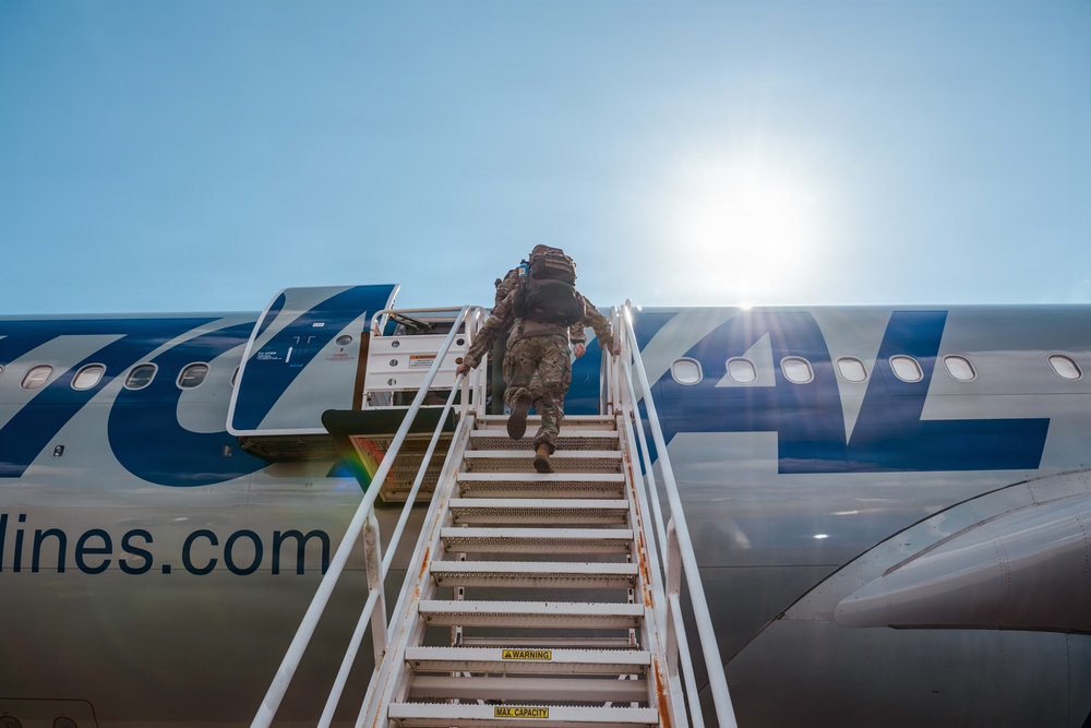 2-116 Field Artillery Regiment conducts departure ceremony