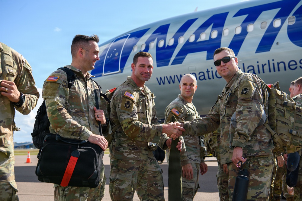 2-116 Field Artillery Regiment conducts departure ceremony