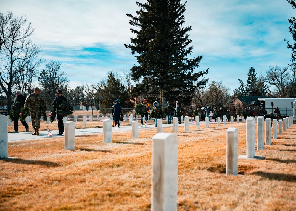 90 MW, Community Come Together for Wreaths Across America