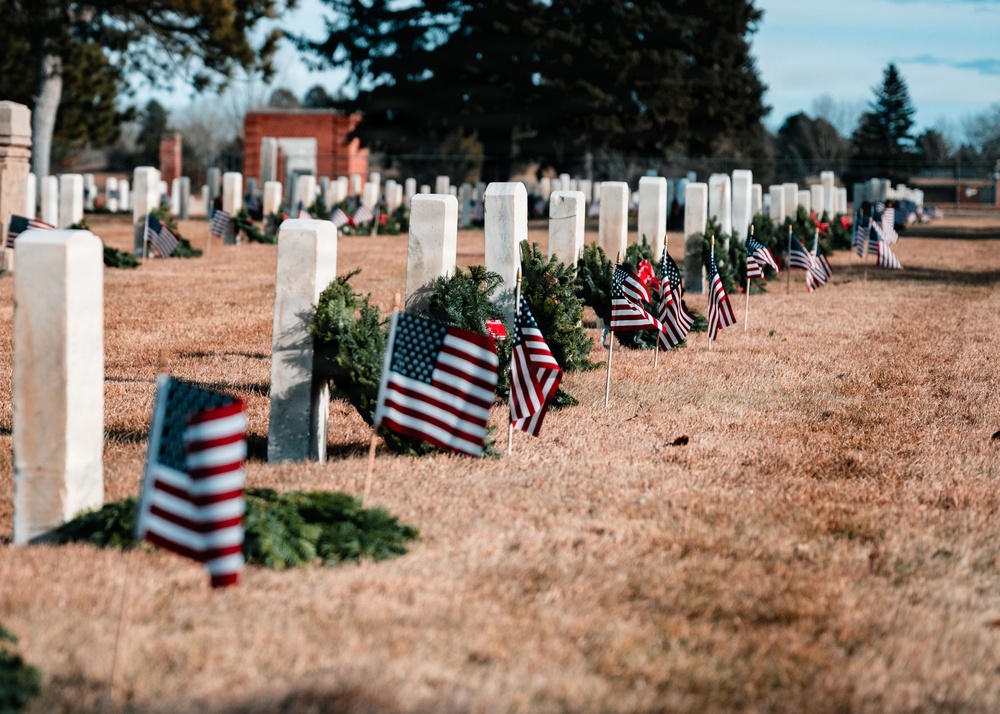 90 MW, Community Come Together for Wreaths Across America