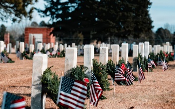 90 MW, Community Come Together for Wreaths Across America
