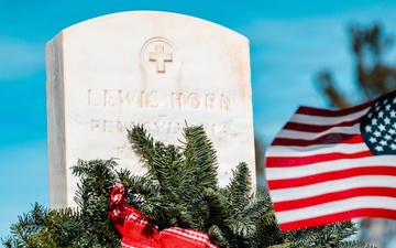 90 MW, Community Come Together for Wreaths Across America