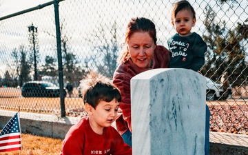 90 MW, Community Come Together for Wreaths Across America