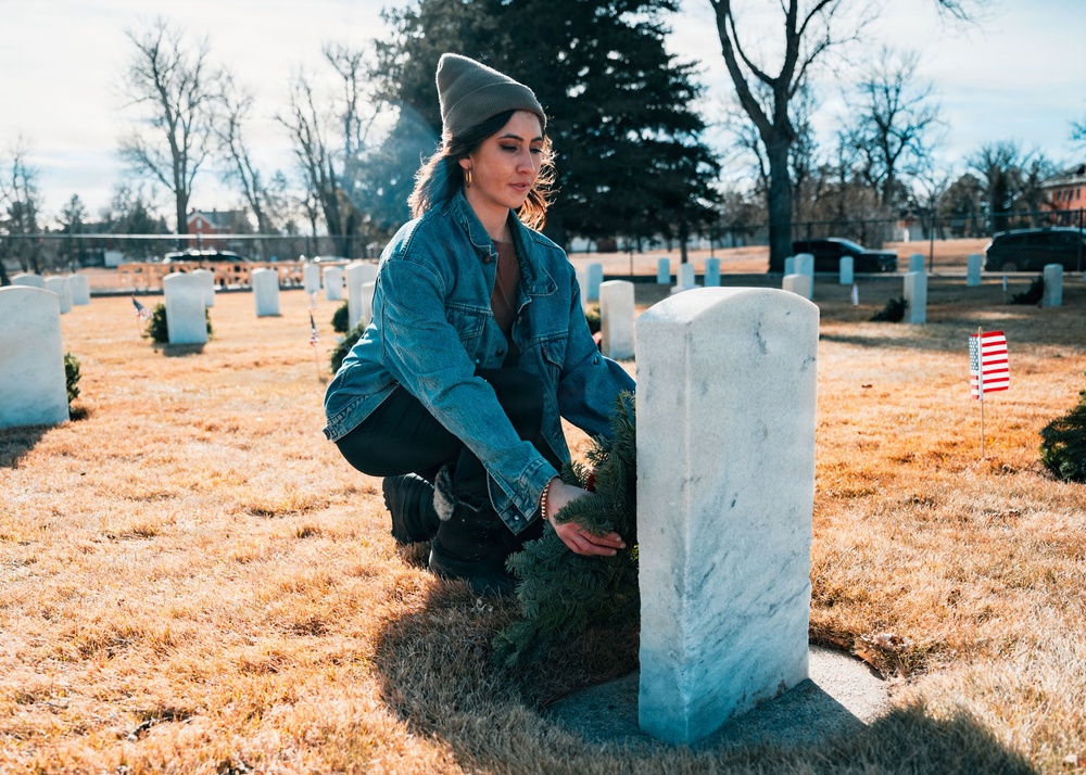 90 MW, Community Come Together for Wreaths Across America