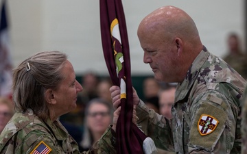 Rare Dual Change of Command Sees Army Reserve Generals Trade Leadership Roles
