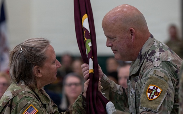 Rare Dual Change of Command Sees Army Reserve Generals Trade Leadership Roles