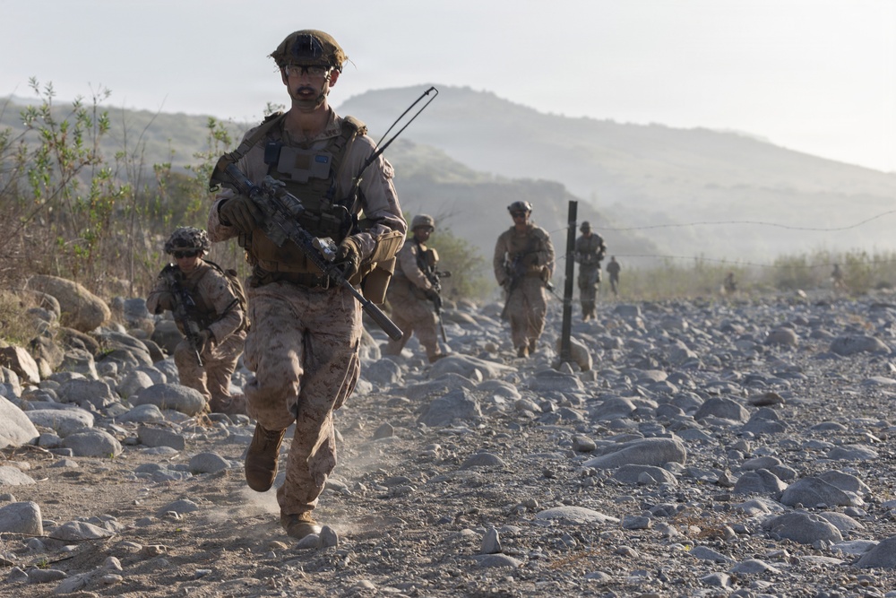 1st Bn., 5th Marines conduct company attacks during combat readiness evaluation